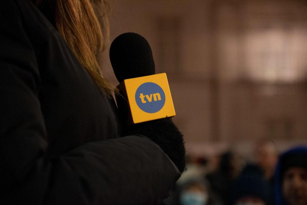 In the latest example of pressure on independent media in Poland, U.S.-owned broadcaster TVN24 could lose its broadcasting licence following legislative proposals by lawmakers from the ruling Law and Justice (PiS) party to ban non-European ownership of Polish media.