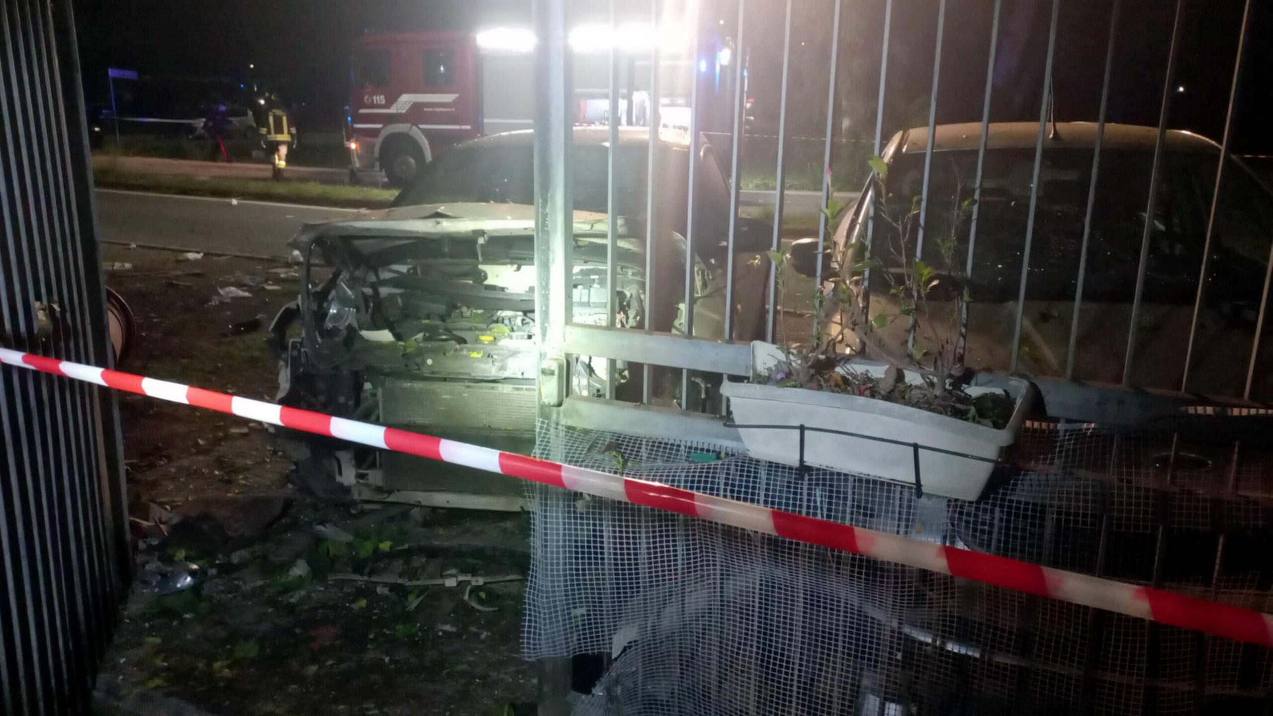 Pomezia, bomb destroys Sigfrido Ranucci's car, the attack occurred overnight in Pomezia.